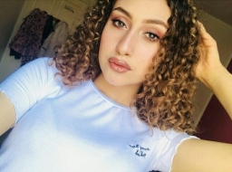 lara123