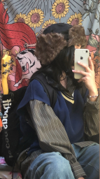y4zz18